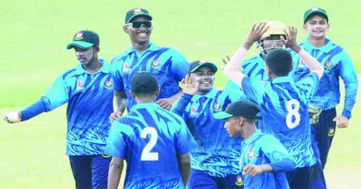 সুপার ওভারে বালকদের কাছে হারলো নারী বিশ্বকাপ দল