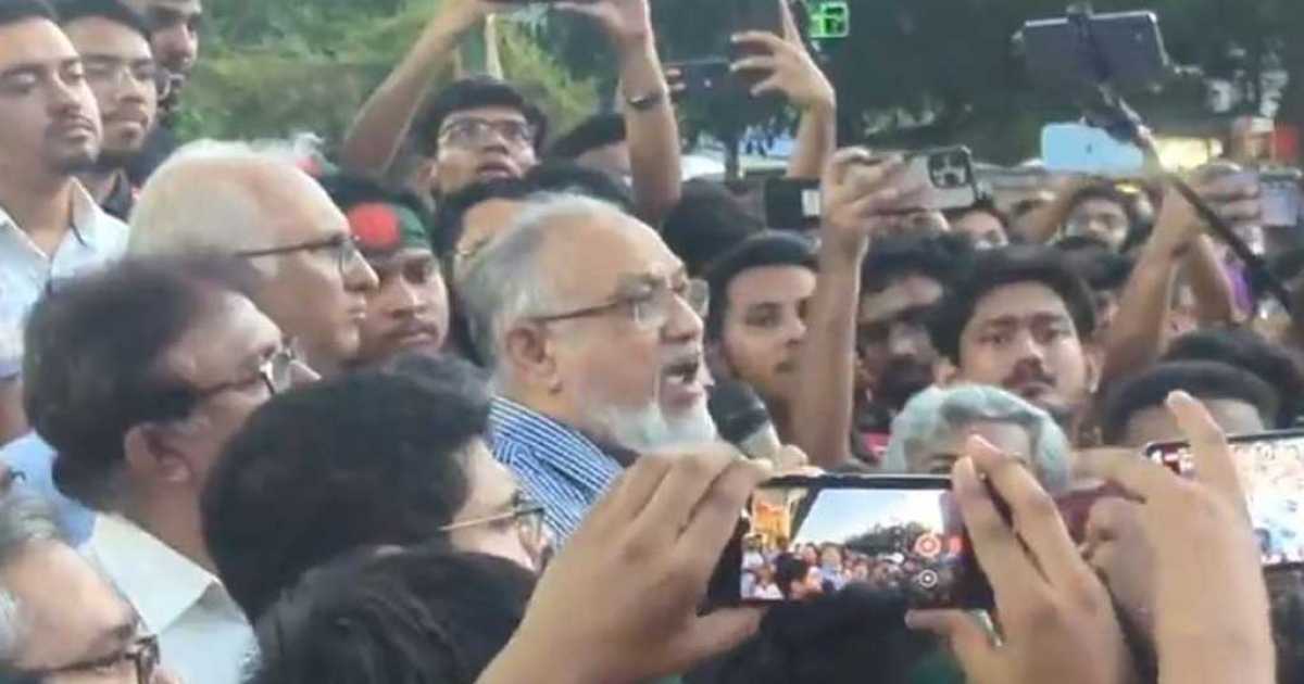 বুয়েট উপাচার্যের ক্ষোভ: শিক্ষার্থীদের ওপর পুলিশের লাঠিচার্জ গ্রহণযোগ্য নয়