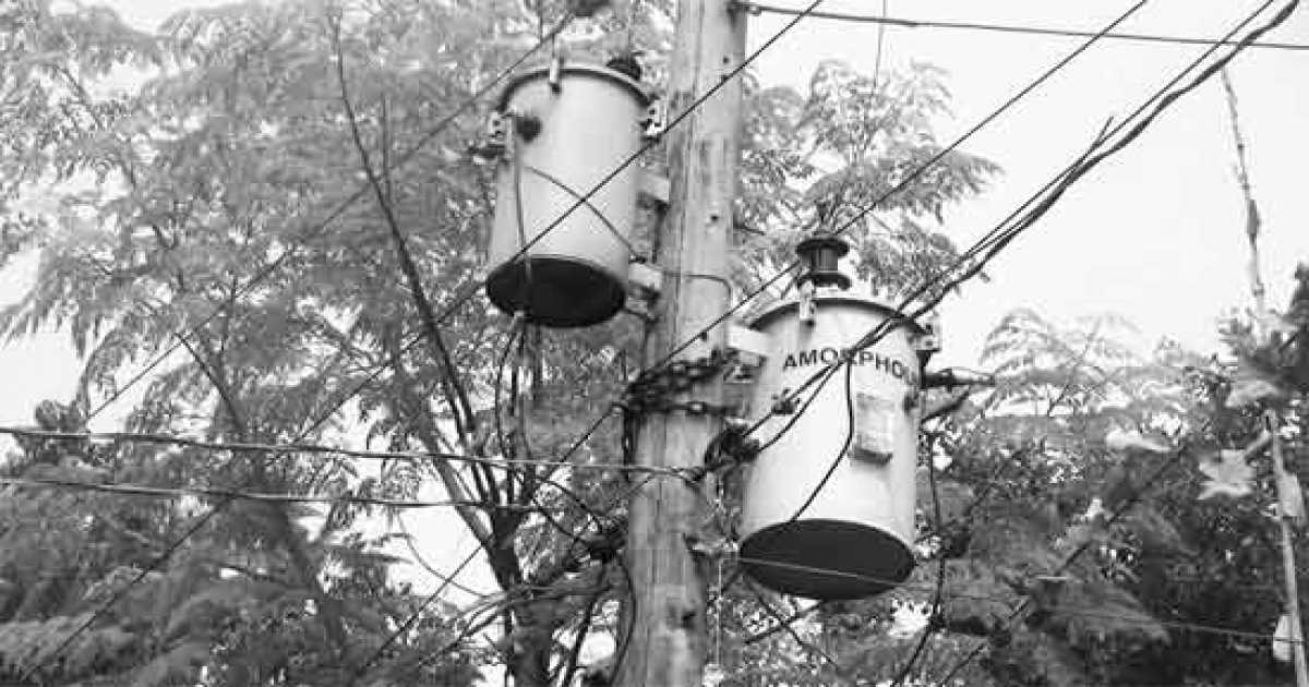 Tainster ni onlayn tomosha qiling Goldilocks porno kino retro