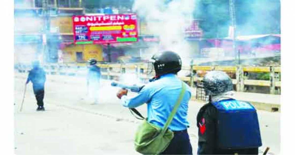 আবারও বিক্ষোভে উত্তাল পাকিস্তান-শাসিত কাশ্মীরে অচলাবস্থা