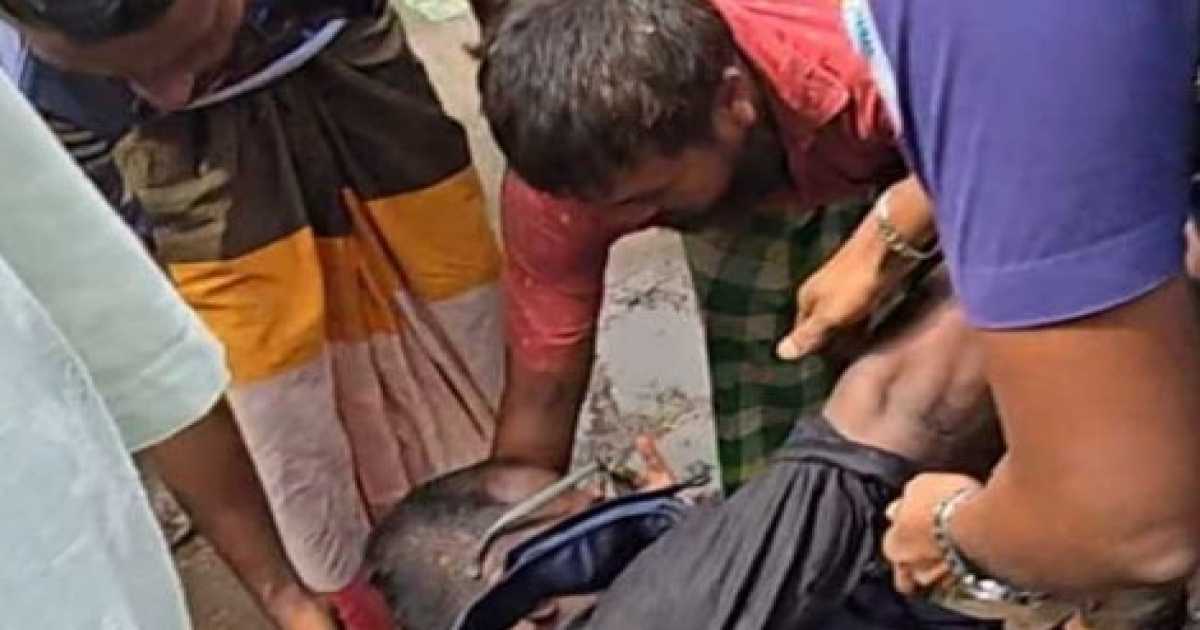 নরসিংদীতে পুলিশের কাছ থেকে ‘চাঁদাবাজ’ ছিনতাই