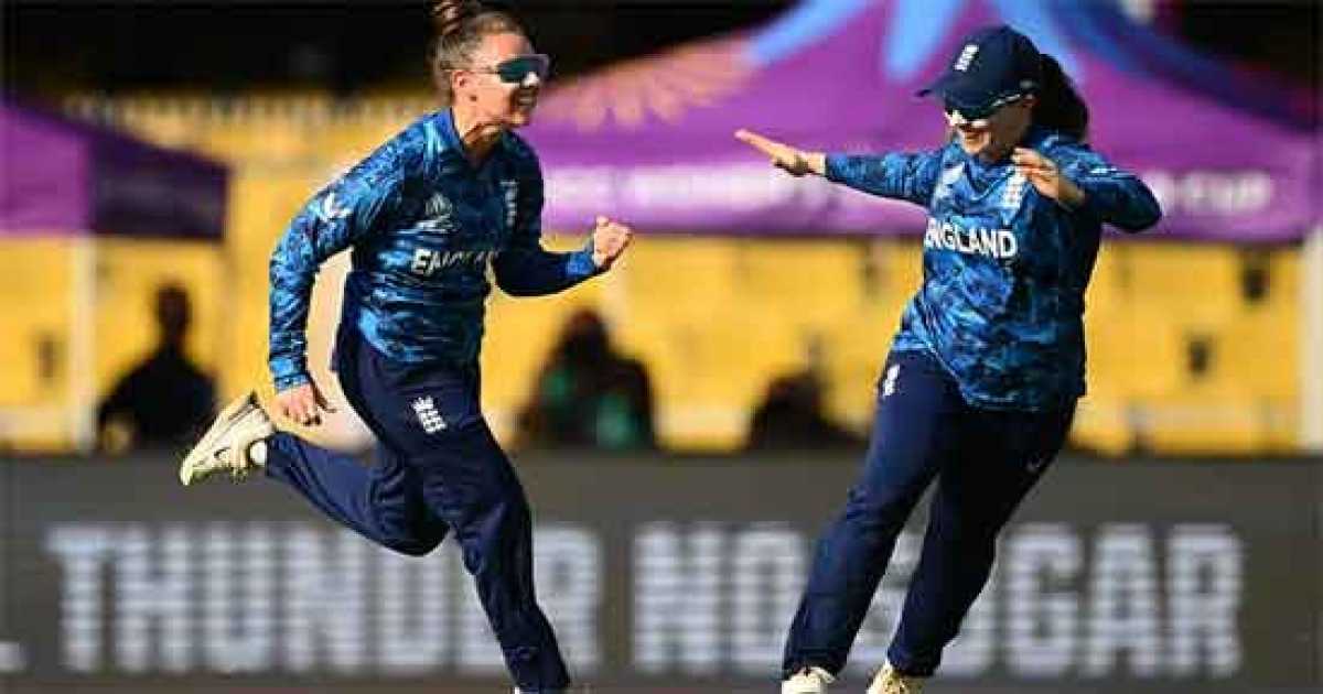দক্ষিণ আফ্রিকাকে ১০ উইকেটে হারালো ইংল্যান্ড