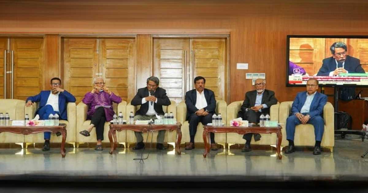 ঐকমত্য না হলে জুলাই জাতীয় সনদ বাস্তবায়নে একাধিক প্রক্রিয়ার প্রস্তাব দেবে কমিশন