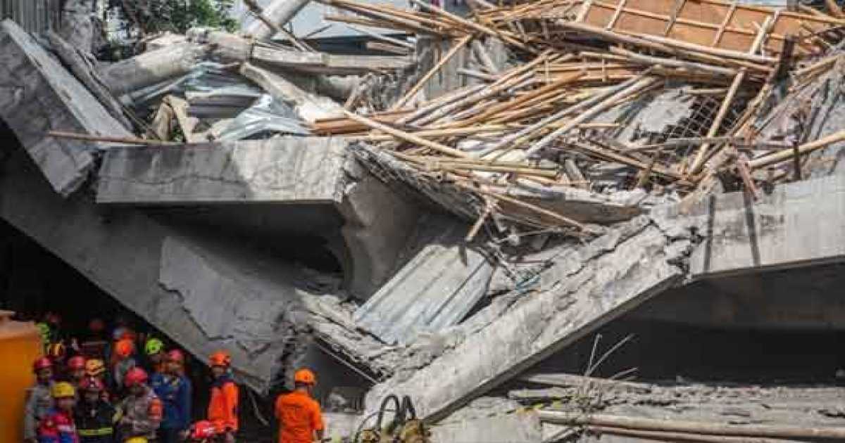 ইন্দোনেশিয়ায় স্কুলভবন ধসে নিহত ৫০