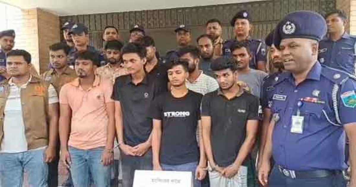 নাটোরে ইমো হ্যাকিং চক্রের ৯ সদস্য গ্রেপ্তার