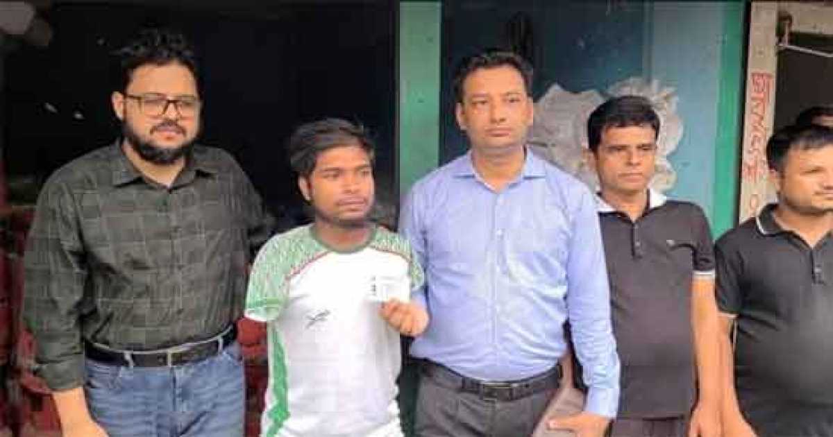 ফরিদপুরে অবশেষে এনআইডি  পেলেন দুই হাতহীন জসিম
