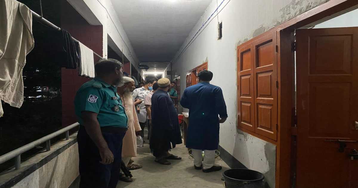 রাকসু নির্বাচন: ক্যাম্পাসে নিরাপত্তা জোরদার, দুই হলে তল্লাশি