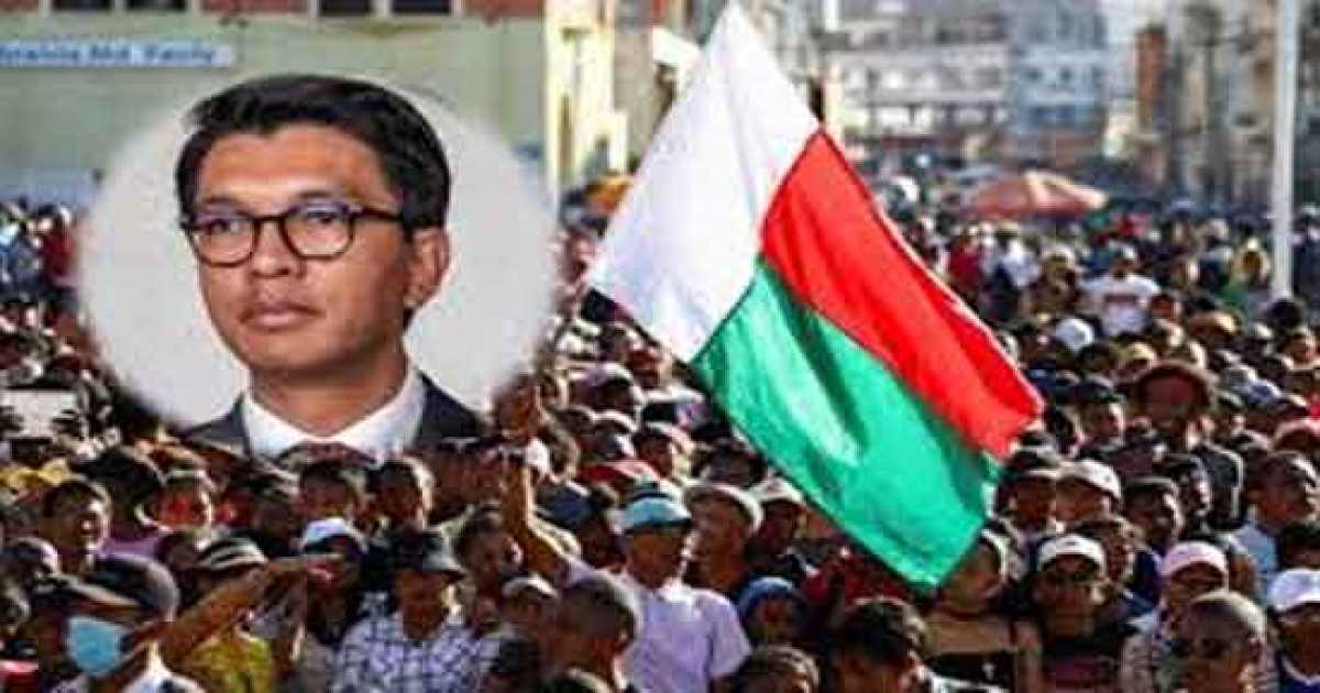 জেন-জি বিক্ষোভের মুখে পালিয়েছেন মাদাগাস্কারের প্রেসিডেন্ট