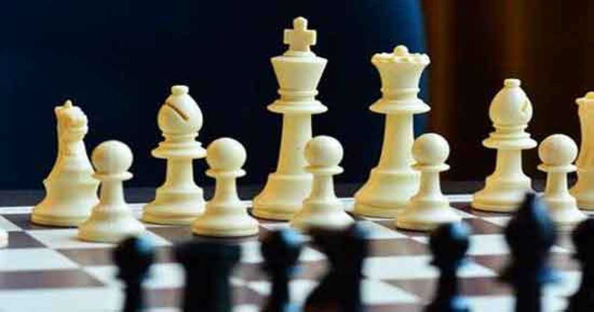 চাঁপাইনবাবগঞ্জে দাবার পুরস্কার বিতরণ