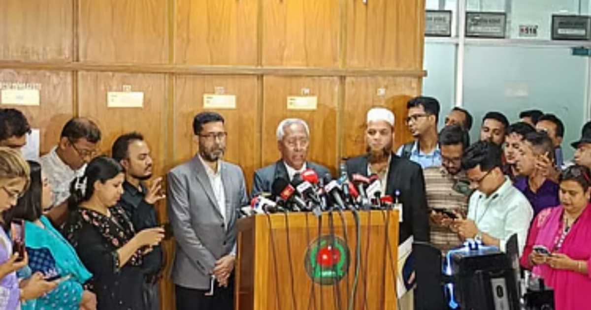 নির্বাচনকেন্দ্রিক আইনশৃঙ্খলা: নির্বাচন আয়োজনের উপযুক্ত পরিবেশ আছে ইসি সচিব