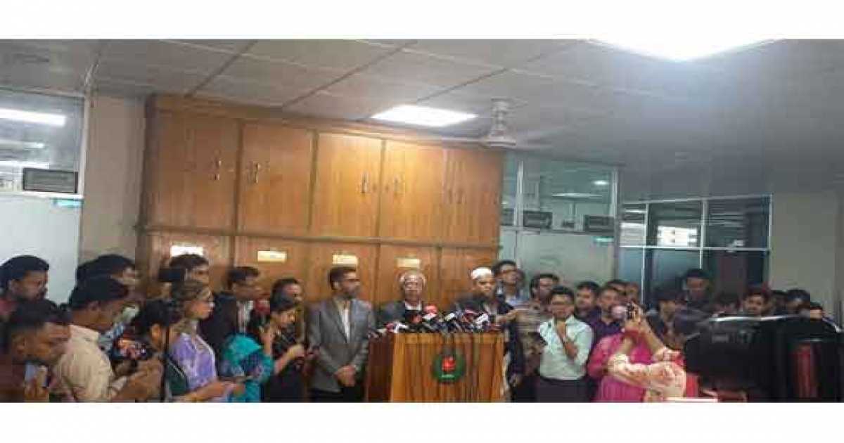 নির্বাচনের ‘সহায়ক পরিবেশ আছে’, আইনশৃঙ্খলা নিয়ে ‘উদ্বেগ নেই’: ইসি সচিব