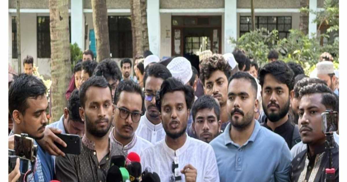 ডাকসু নির্বাচনে অনলাইনে বুলিংয়ের শিকার হচ্ছেন ভিন্নমতধারী প্রার্থীরা: আব্দুল কাদের