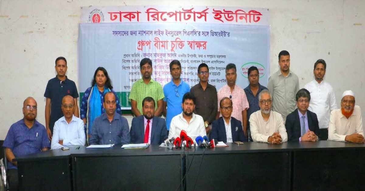সাংবাদিকরা স্বাবলম্বী না হলে পাপেট হয়ে যায়: তথ্য উপদেষ্টা