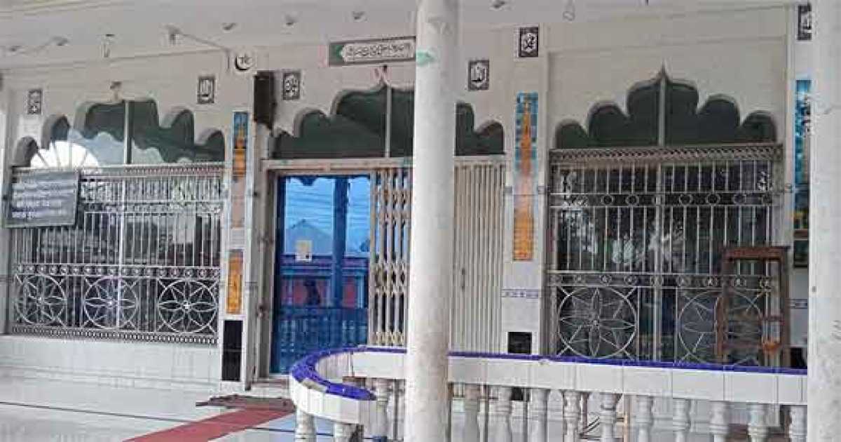 গ্রেপ্তার আতঙ্কে এলাকা ছাড়া অধিকাংশ মসজিদের ইমাম ও মাদ্রাসার শিক্ষক