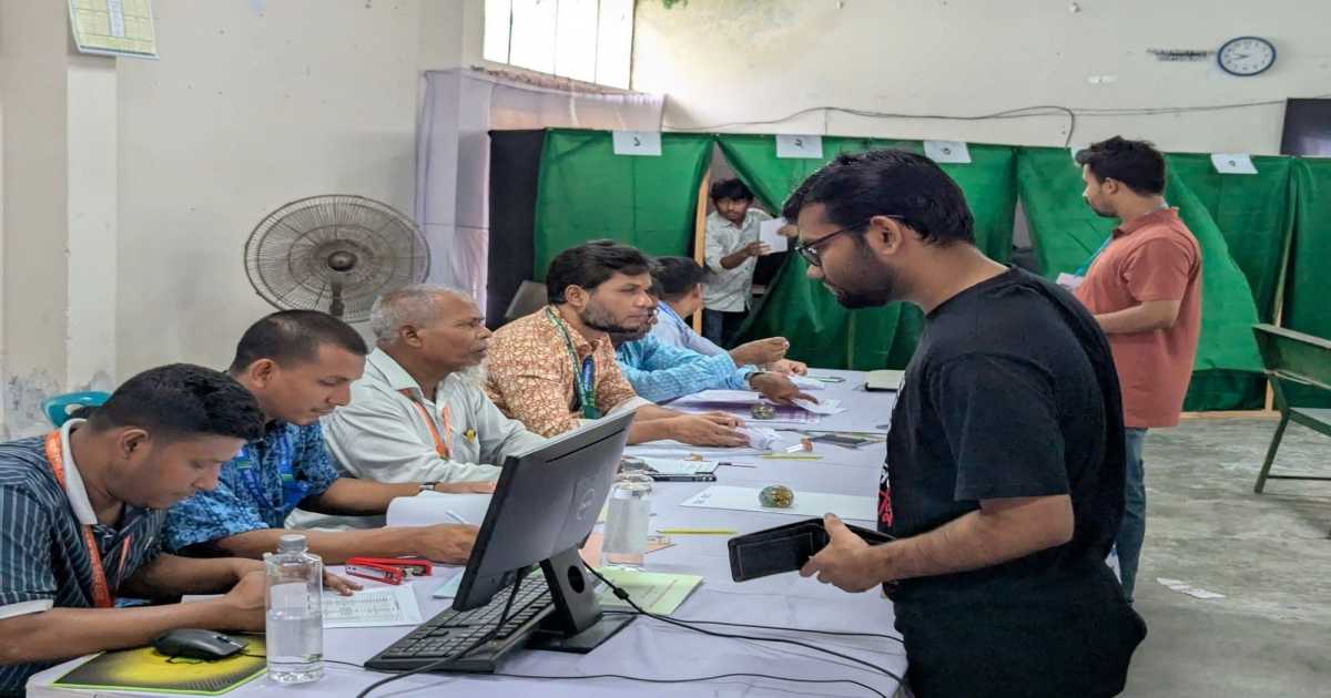 জাকসু: ভোট শুরু, উপস্থিতি কম