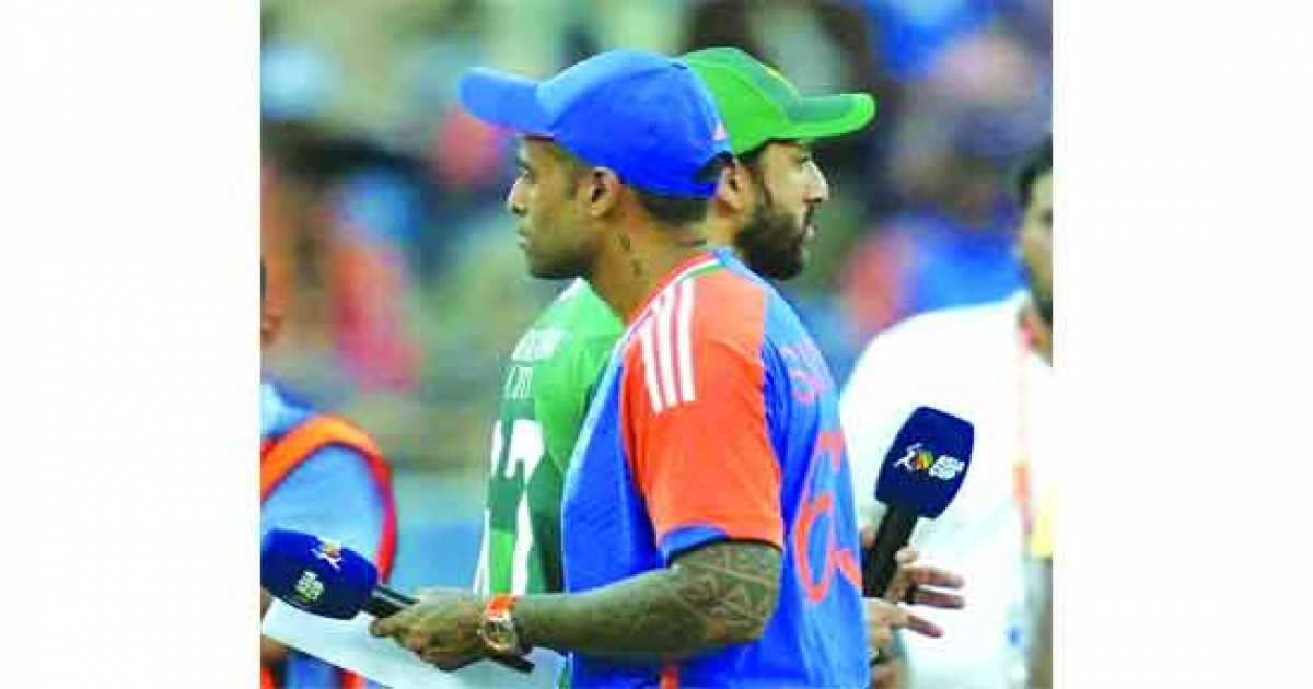 করমর্দন বিতর্কে ভারতীয় দলের বিরুদ্ধে অভিযোগ দায়ের পাকিস্তান বোর্ডের