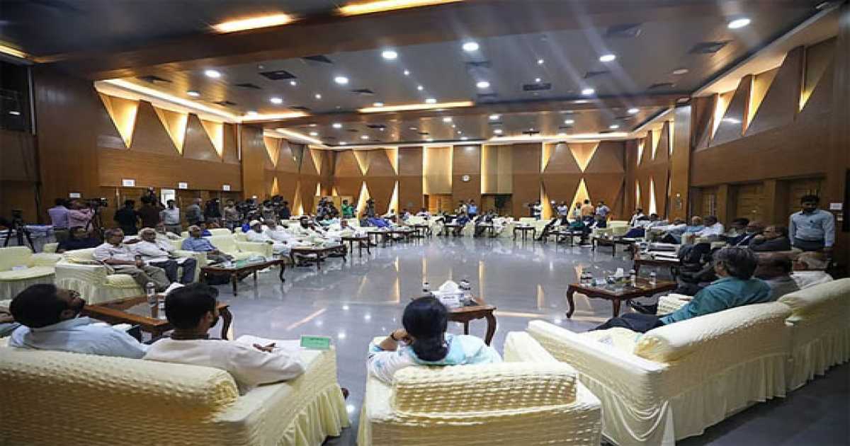 জুলাই সনদ বাস্তবায়ন, দলগুলোর সঙ্গে বুধবার আবার আলোচনায় বসছে ঐকমত্য কমিশন