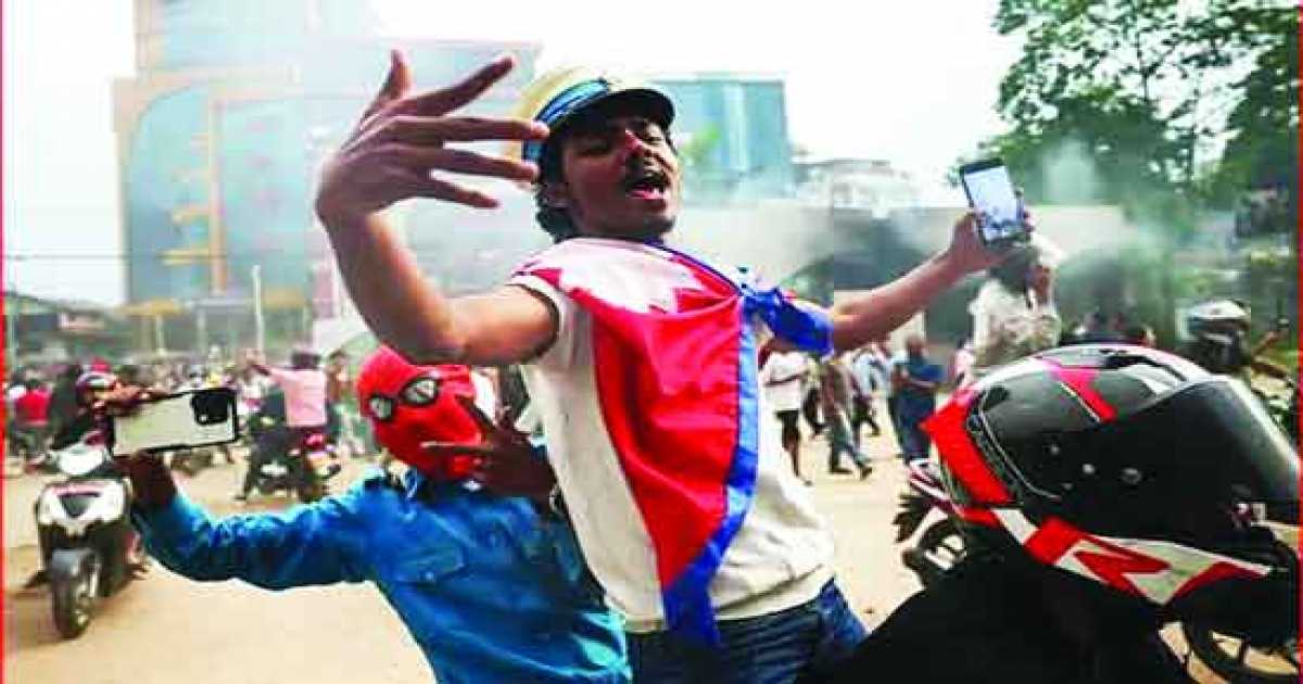দক্ষিণ এশিয়াই কি জেন জি বিপ্লবের কেন্দ্রবিন্দু হয়ে উঠছে?