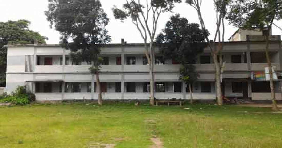 সরকারি মতিলাল ডিগ্রি কলেজে খণ্ডকালীন দিয়ে চলছে পাঠদান