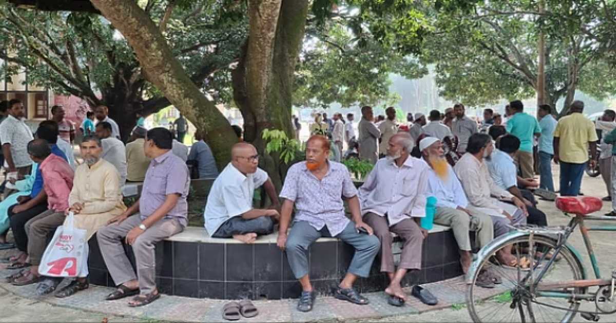পোষ্য কোটা: রাতভর উত্তেজনার পর সকালে শান্ত রাবি ক্যাম্পাস, আজ সিন্ডিকেট সভা, কর্মরিবতি