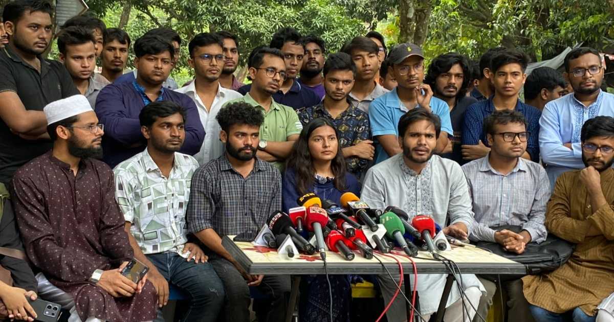 রাকসু: ‘অংশগ্রহণমূলক’ করতে ভোট পেছানোর দাবি ৫ প্যানেলের