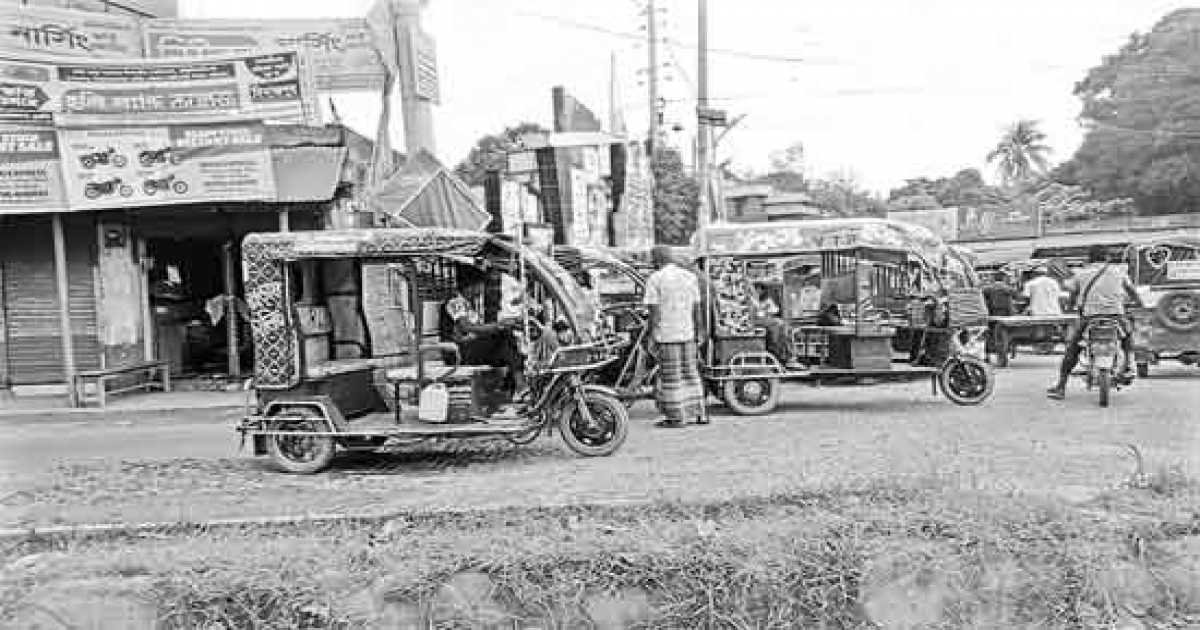 পারমিটবিহীন ইজিবাইক অটোরিকশার দৌরাত্ম্য
