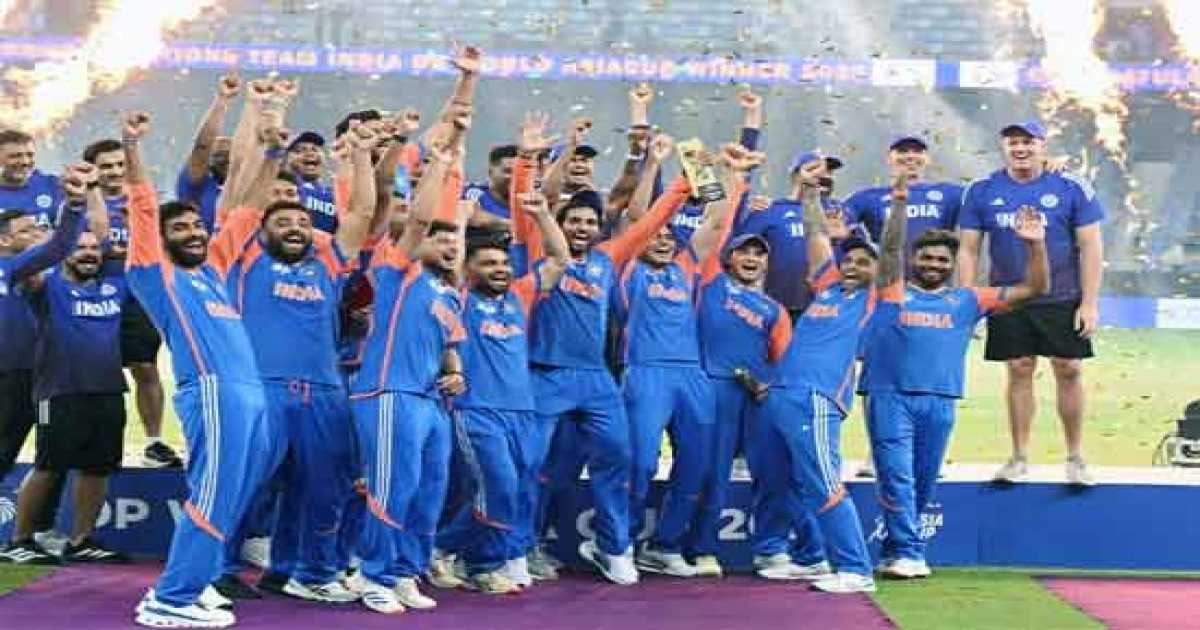 ভারতের আবদার উপেক্ষা, ট্রফি না দিয়েই অনুষ্ঠান শেষ, খালি হাতে উদযাপন