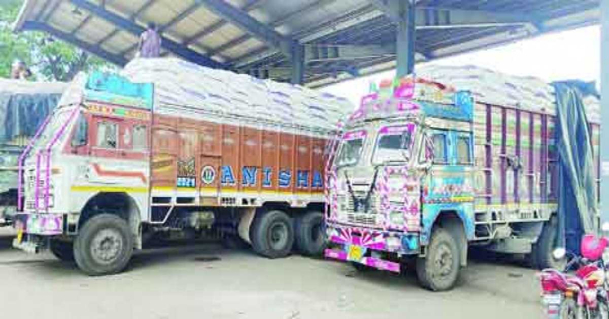 বেনাপোল বন্দর: ভারত থেকে ২১ দিনে ৭,১০০ মেট্রিক টন চাল আমদানি